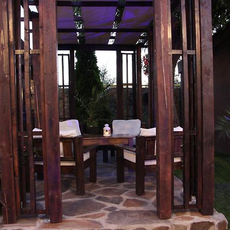 Rixo'S Guesthouse Circea Ngoại thất bức ảnh
