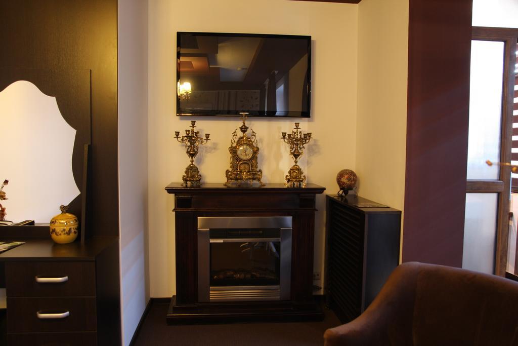 Rixo'S Guesthouse Circea Ngoại thất bức ảnh