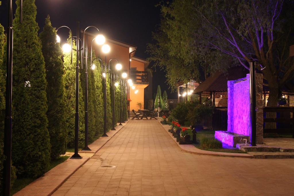 Rixo'S Guesthouse Circea Ngoại thất bức ảnh