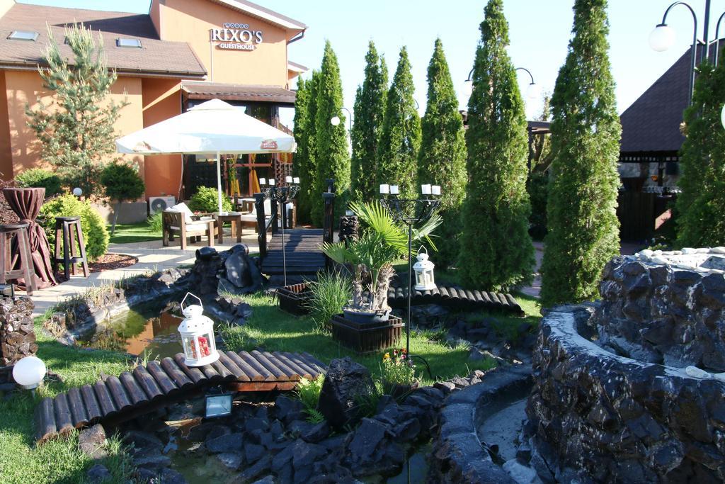 Rixo'S Guesthouse Circea Ngoại thất bức ảnh
