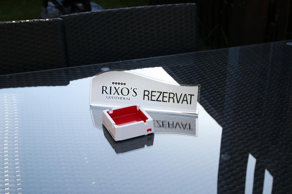 Rixo'S Guesthouse Circea Ngoại thất bức ảnh