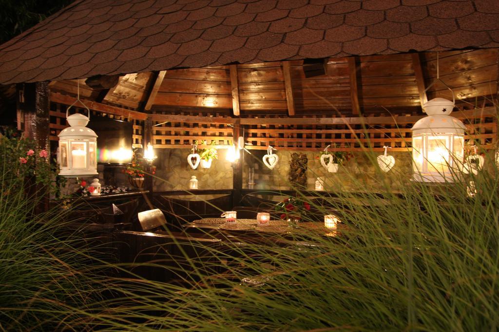 Rixo'S Guesthouse Circea Ngoại thất bức ảnh